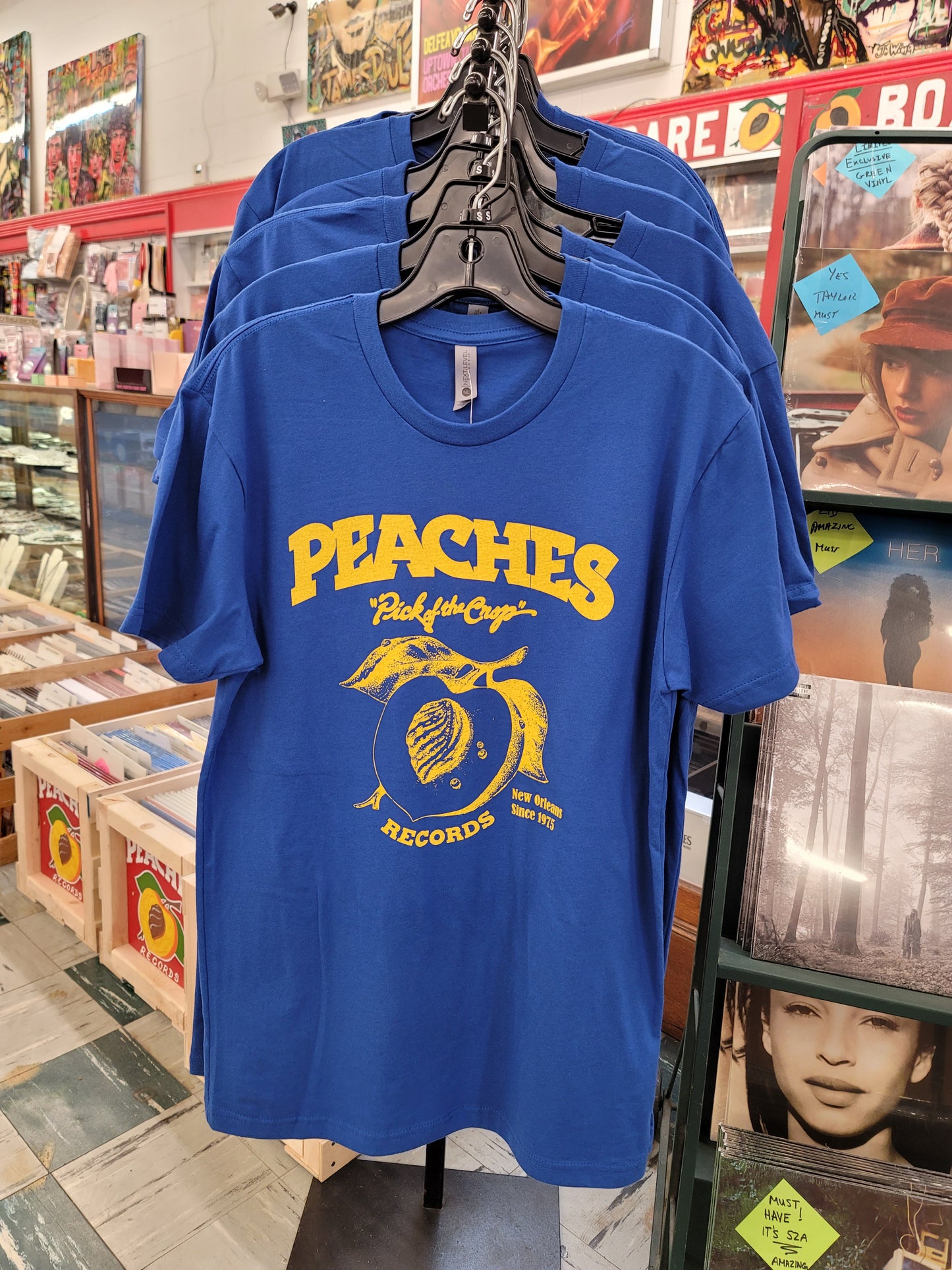 Peaches Stands with Ukraine Tee